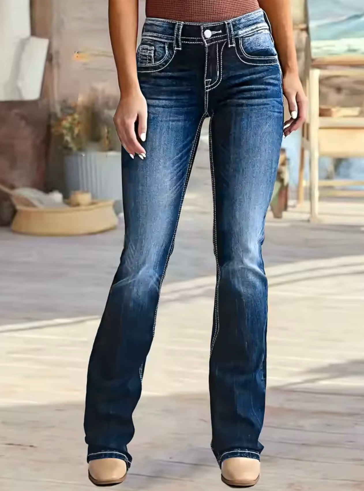 Low rise blue jeans fly flare