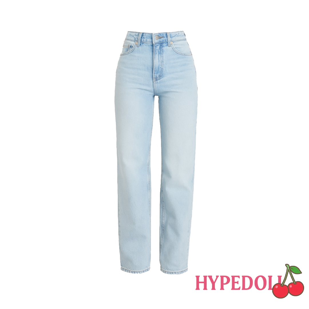 Light blue washed jeans