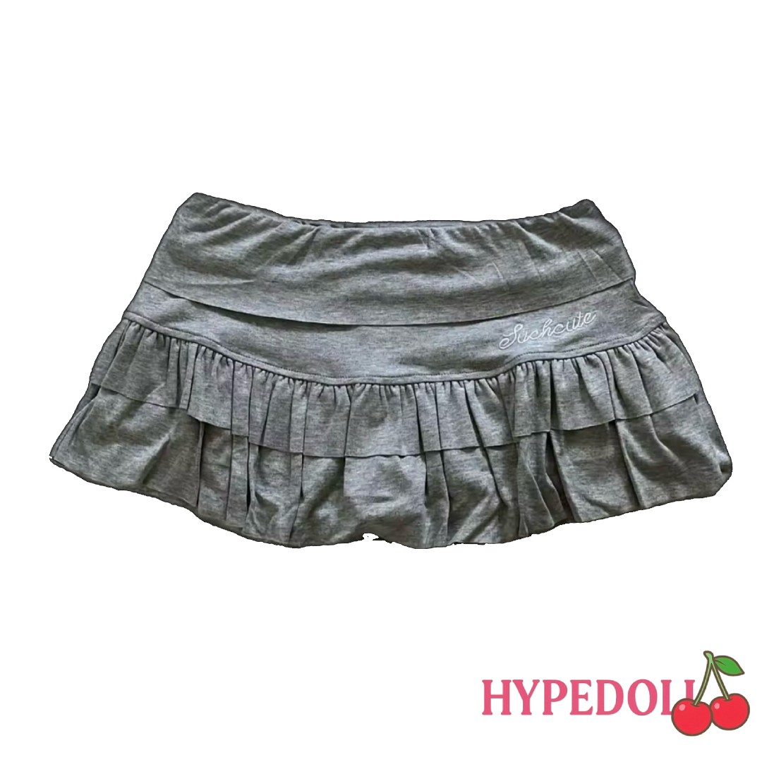 Low waisted mini skirt