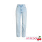 Light blue washed jeans